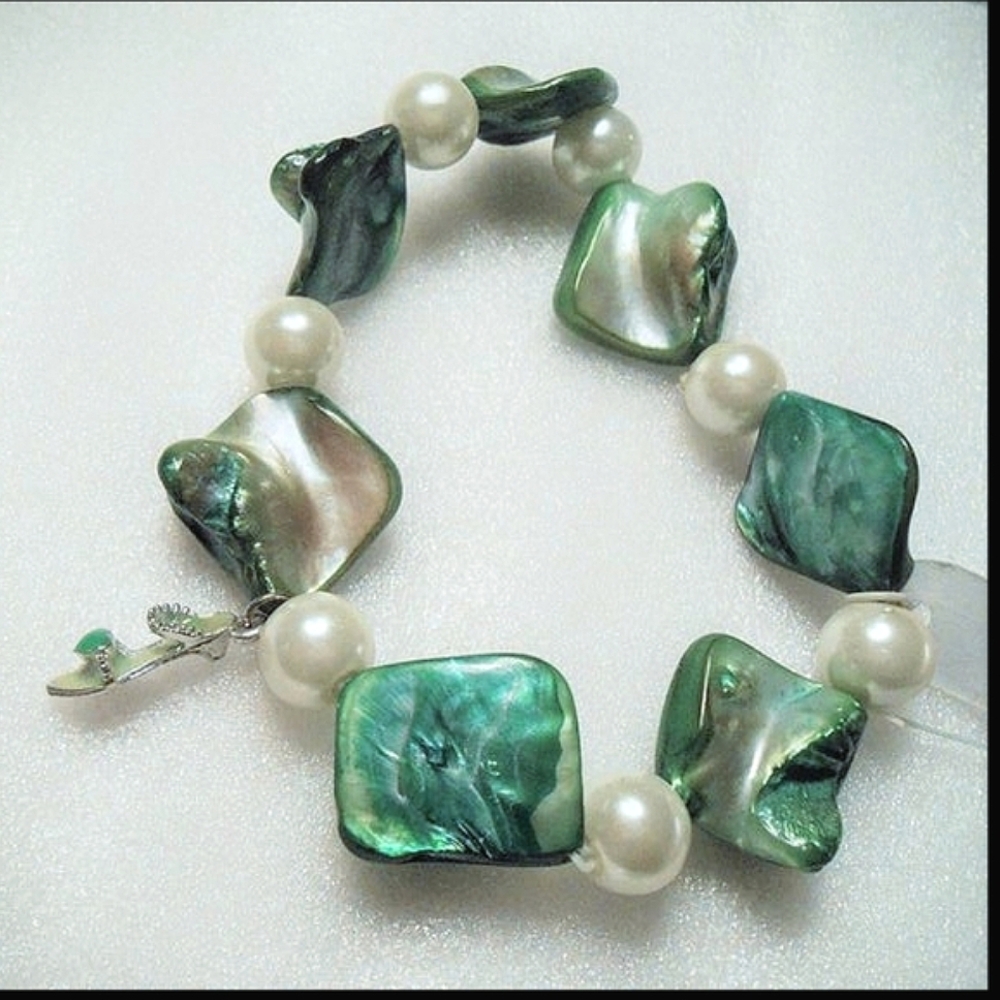 Green Sandal Charm on Green Shell Beaded Bracelet w/ Pearls